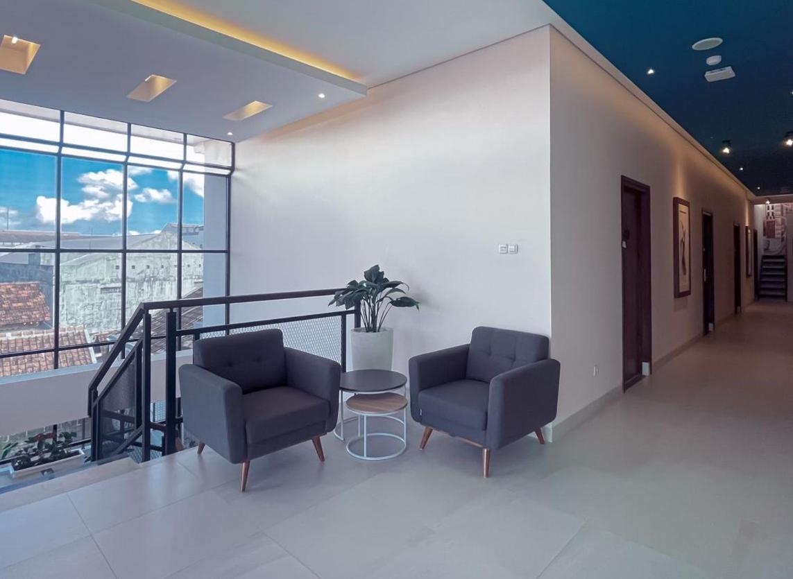 Aj Boutique Hotel يوغياكارتا المظهر الخارجي الصورة
